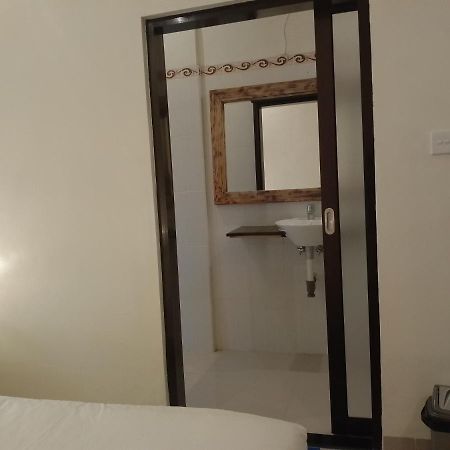 Yanti Guest House ชังกู ภายนอก รูปภาพ